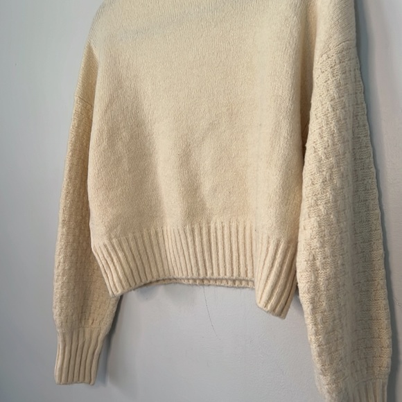 Sincerely Jules Mock Neck Daisy Chunky Knit Sweater - Picture 8 of 9